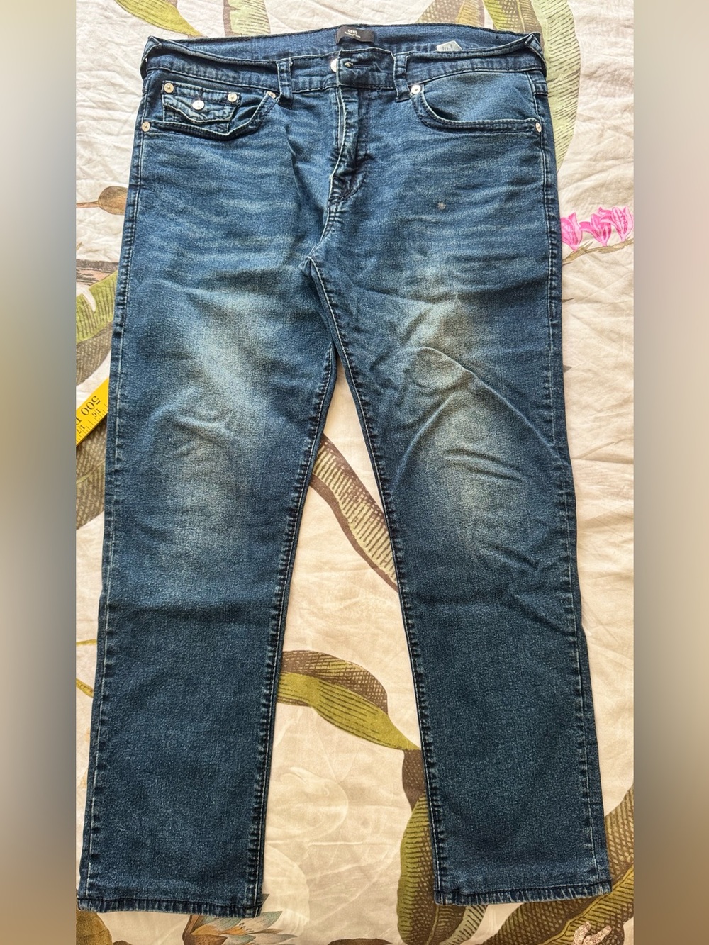 Men's Classic Slim Fit Blue Jeans